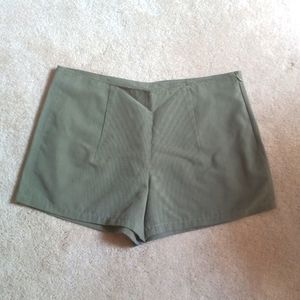 Side Zip shorts